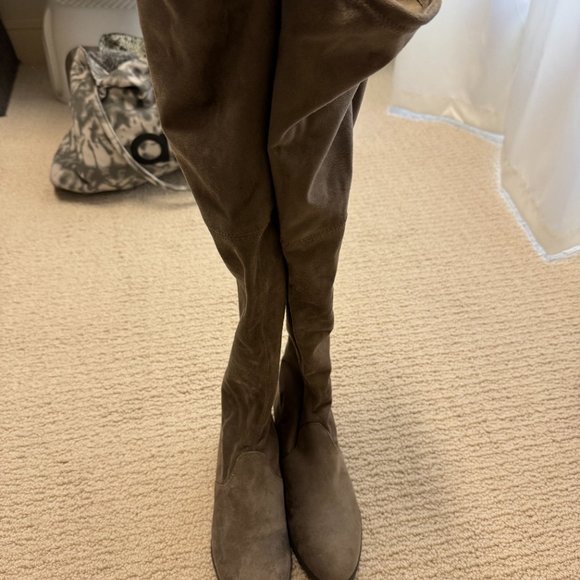 Over the Knee Faux Suede Boots - Picture 5 of 7